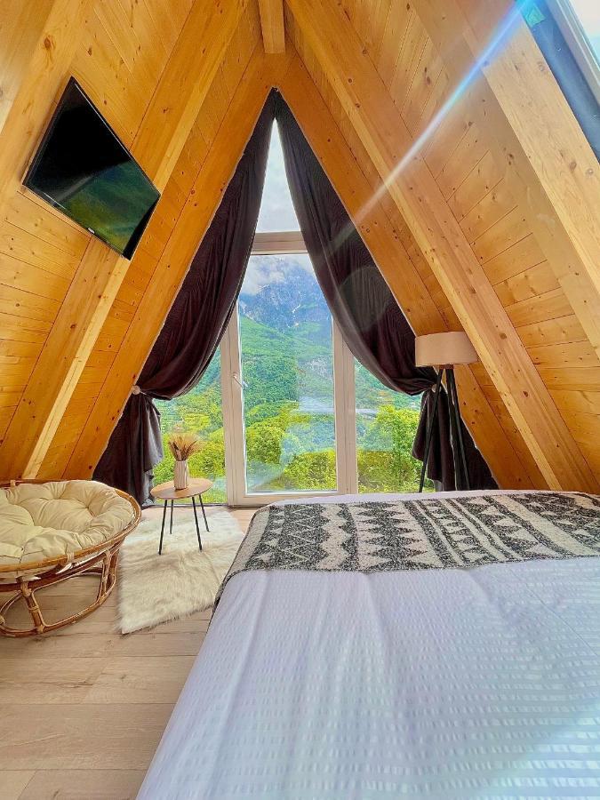 Vidis Chalet Boutique Hotel Тет Екстериор снимка
