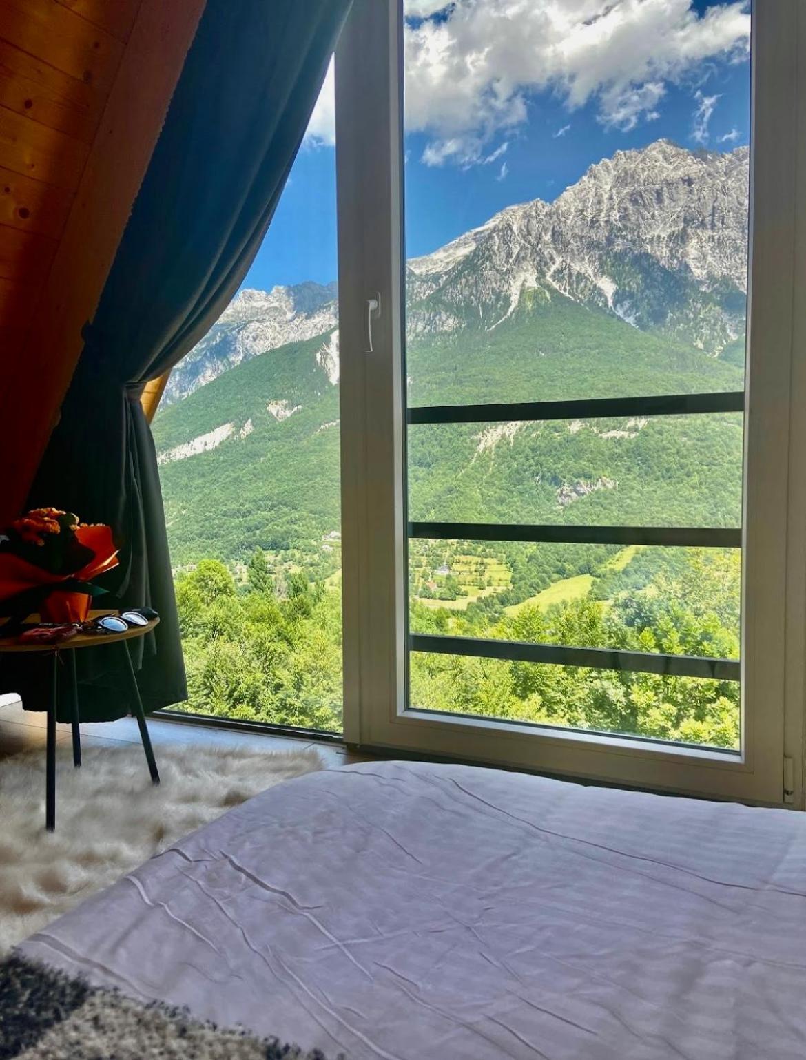 Vidis Chalet Boutique Hotel Тет Екстериор снимка