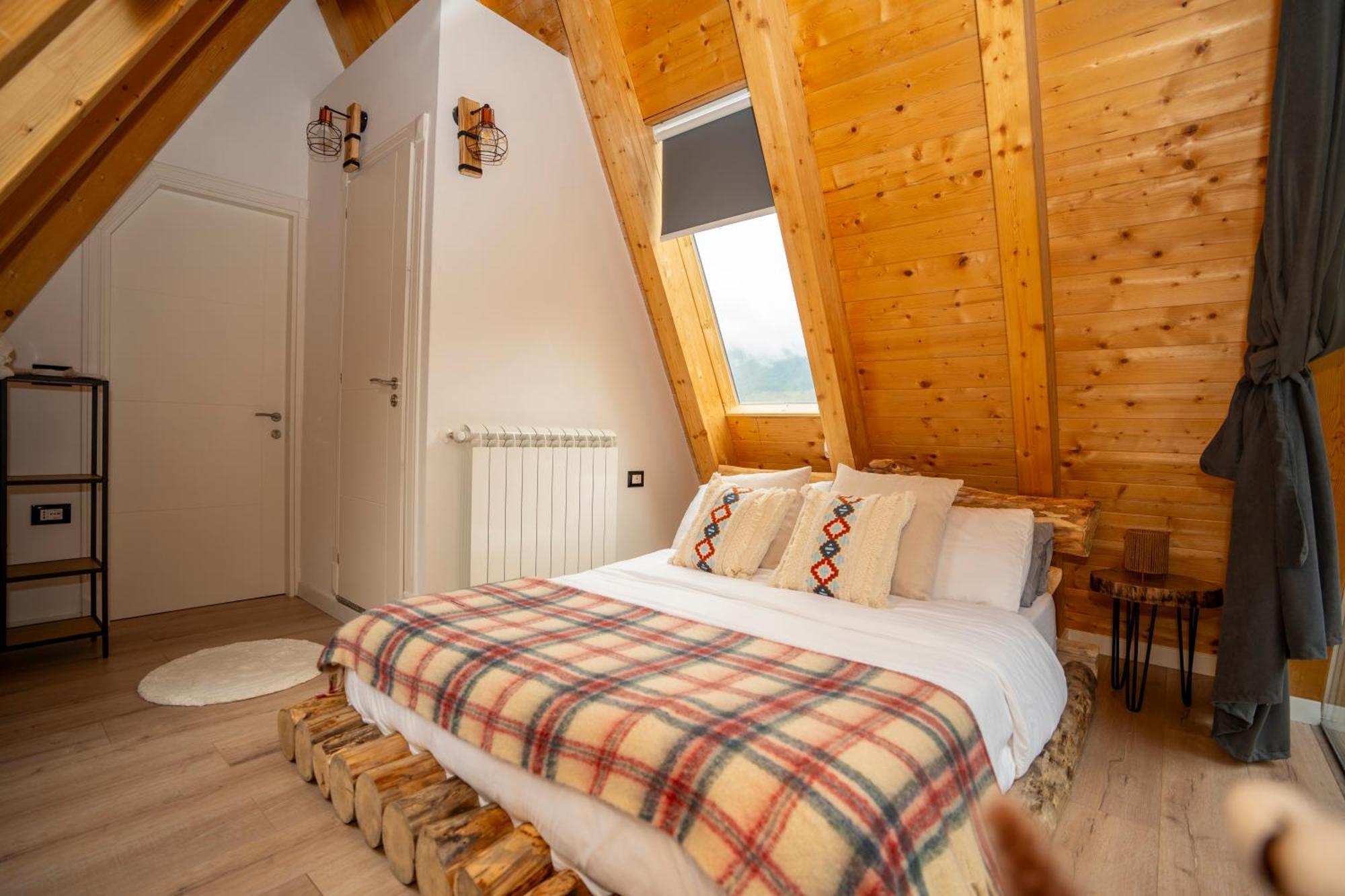 Vidis Chalet Boutique Hotel Тет Екстериор снимка