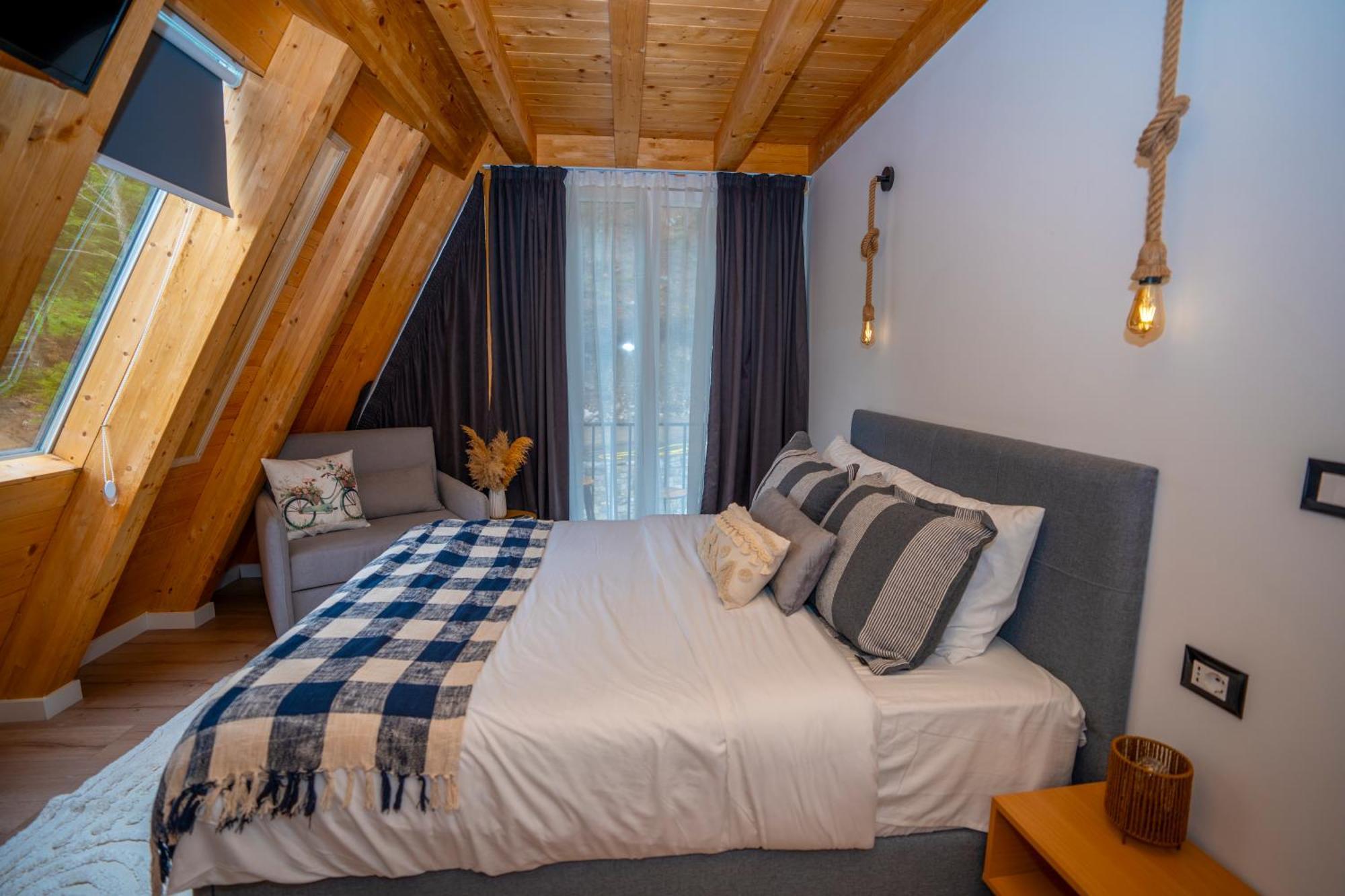 Vidis Chalet Boutique Hotel Тет Екстериор снимка