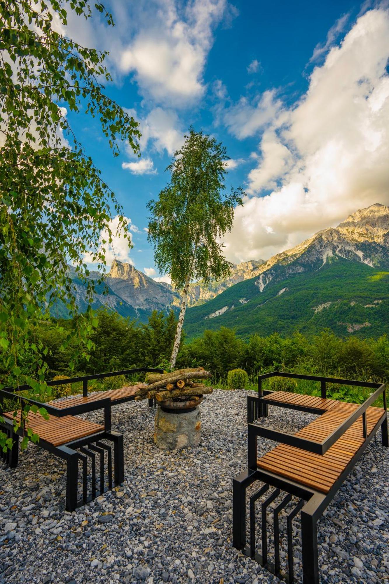 Vidis Chalet Boutique Hotel Тет Екстериор снимка