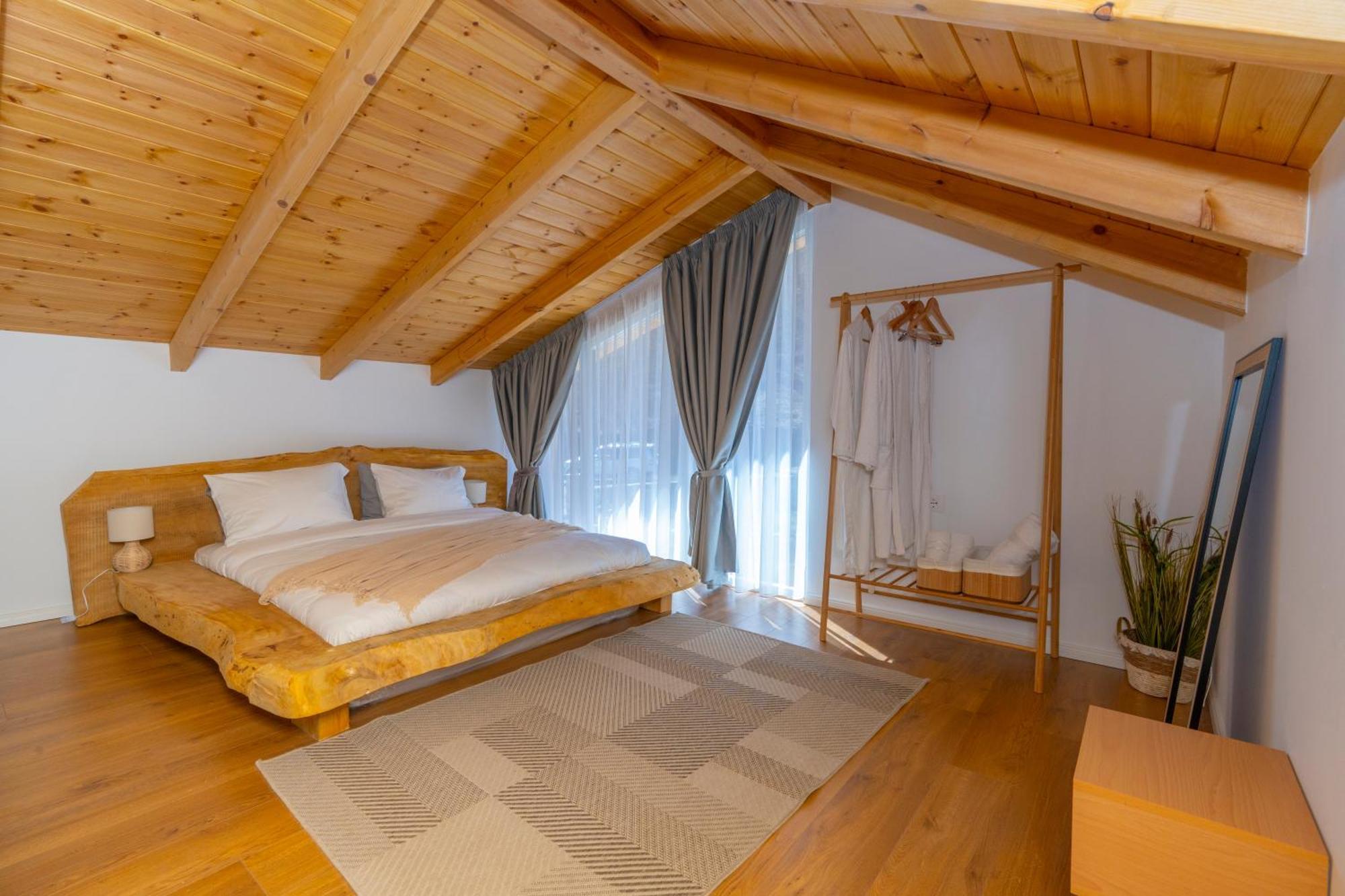 Vidis Chalet Boutique Hotel Тет Екстериор снимка