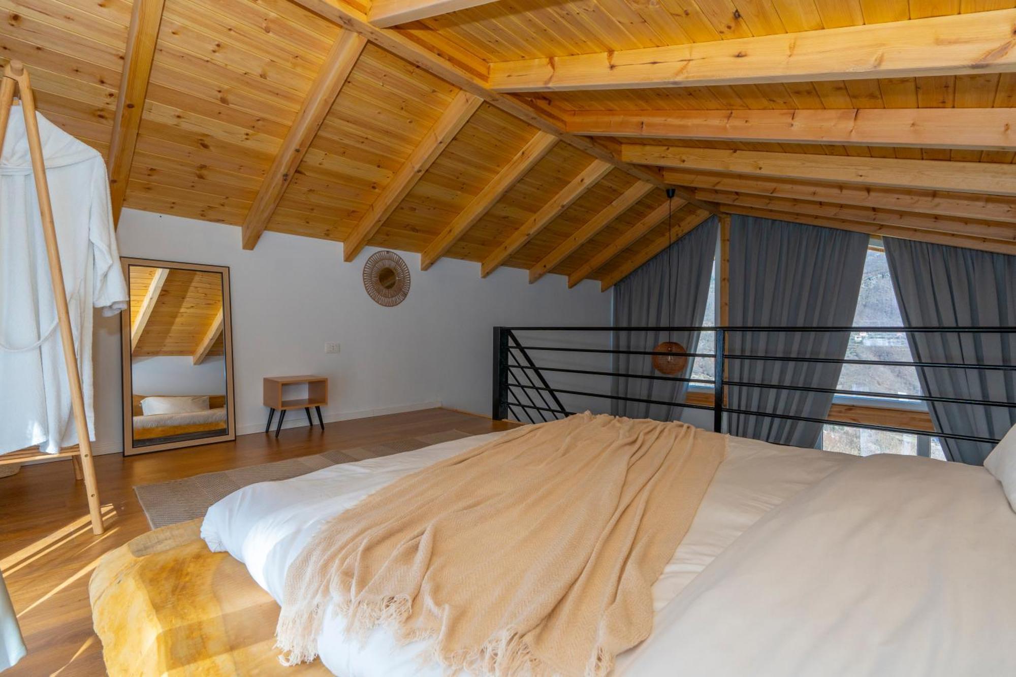 Vidis Chalet Boutique Hotel Тет Екстериор снимка
