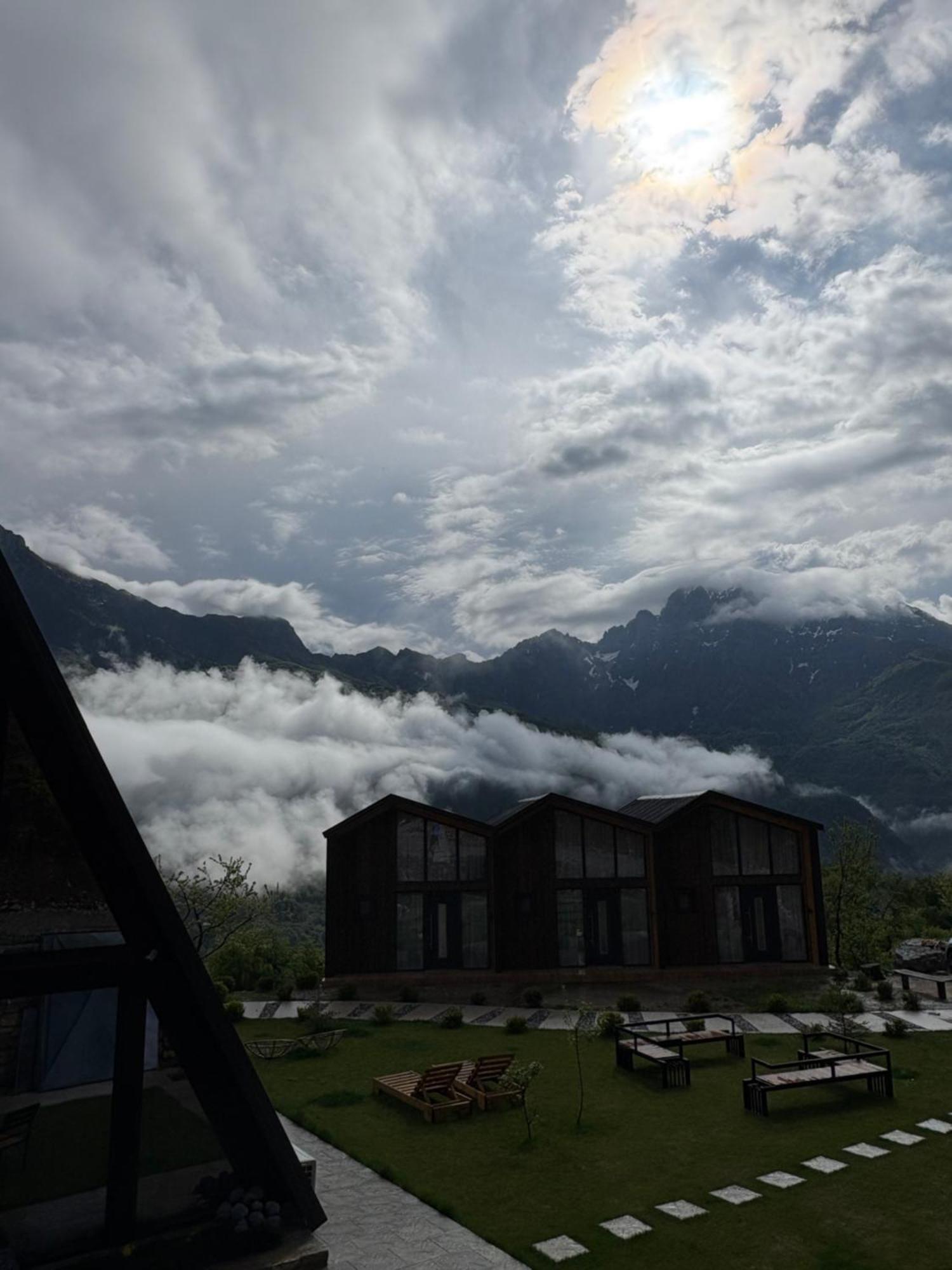 Vidis Chalet Boutique Hotel Тет Екстериор снимка